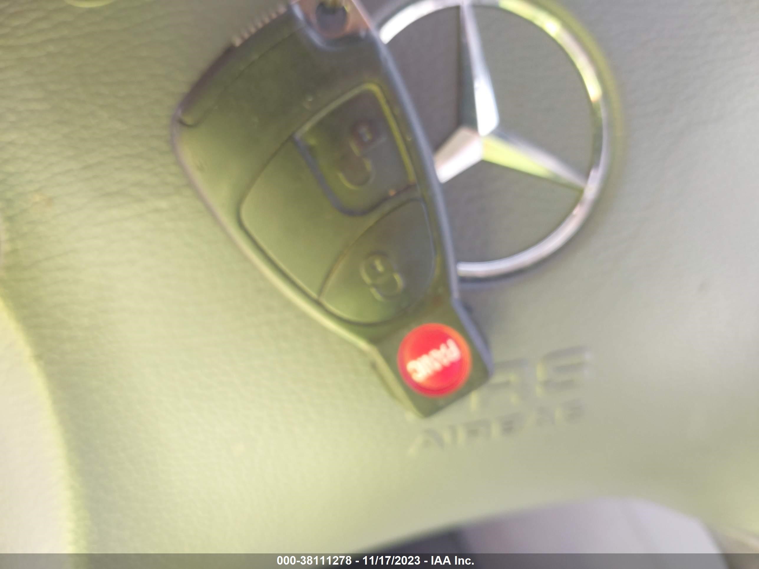 Photo 10 VIN: WDBRH61J94F524842 - MERCEDES-BENZ NULL 