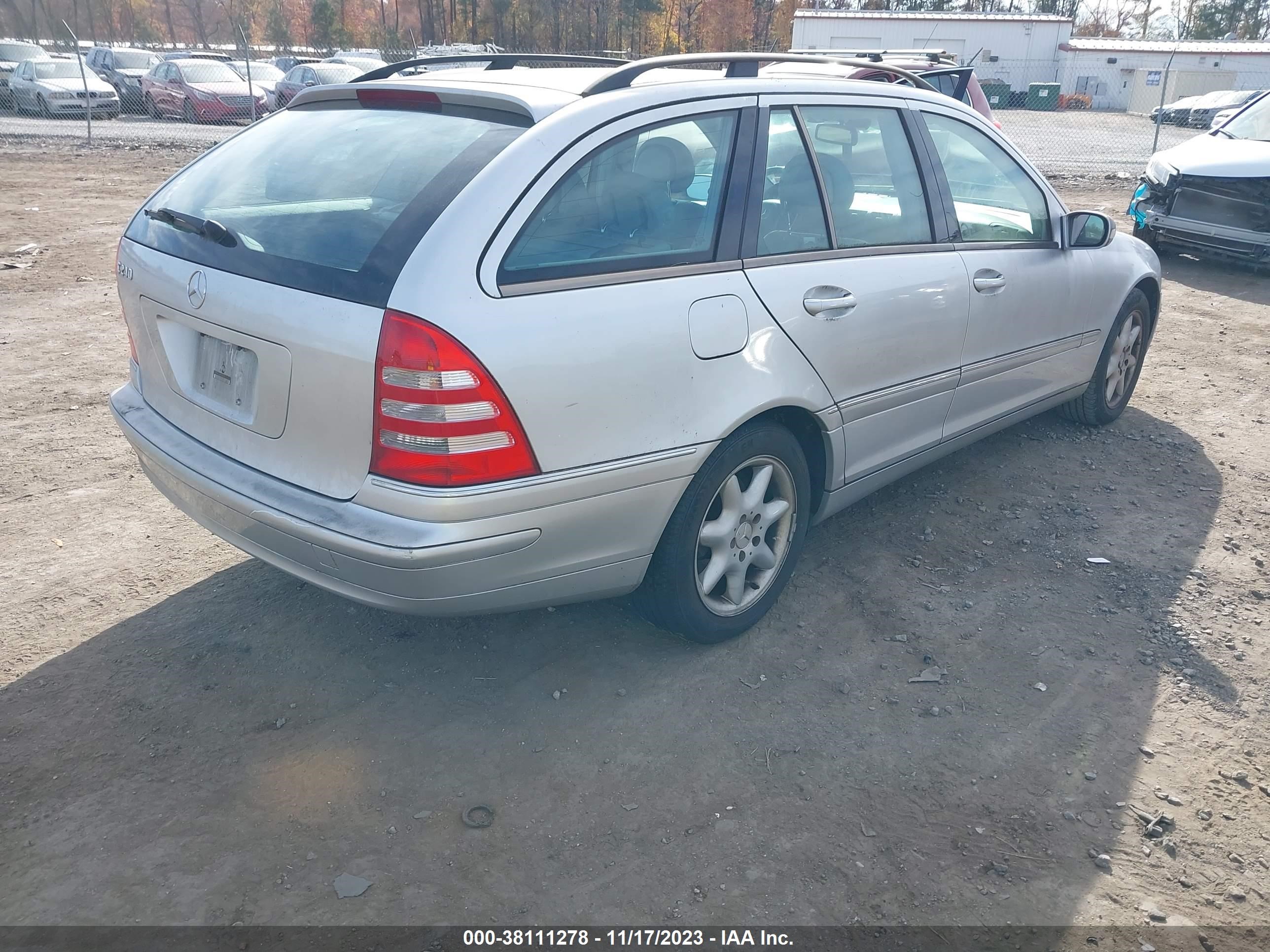 Photo 3 VIN: WDBRH61J94F524842 - MERCEDES-BENZ NULL 