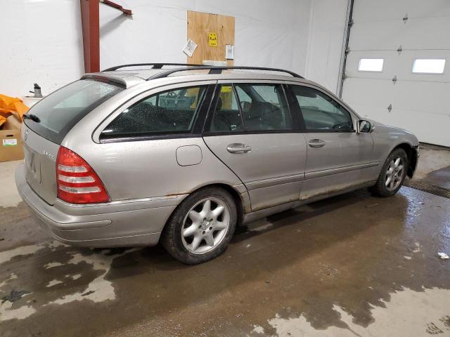 Photo 2 VIN: WDBRH81J43F376223 - MERCEDES-BENZ C-CLASS 