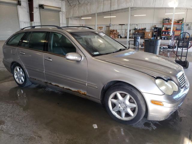 Photo 3 VIN: WDBRH81JX3F410875 - MERCEDES-BENZ C 240 SPOR 