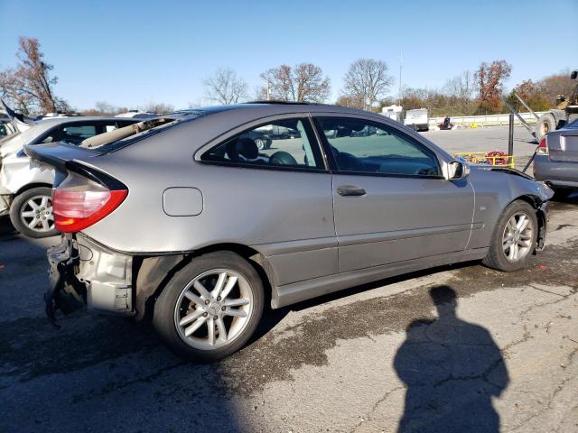 Photo 2 VIN: WDBRN40J93A457704 - MERCEDES-BENZ C 230K SPO 