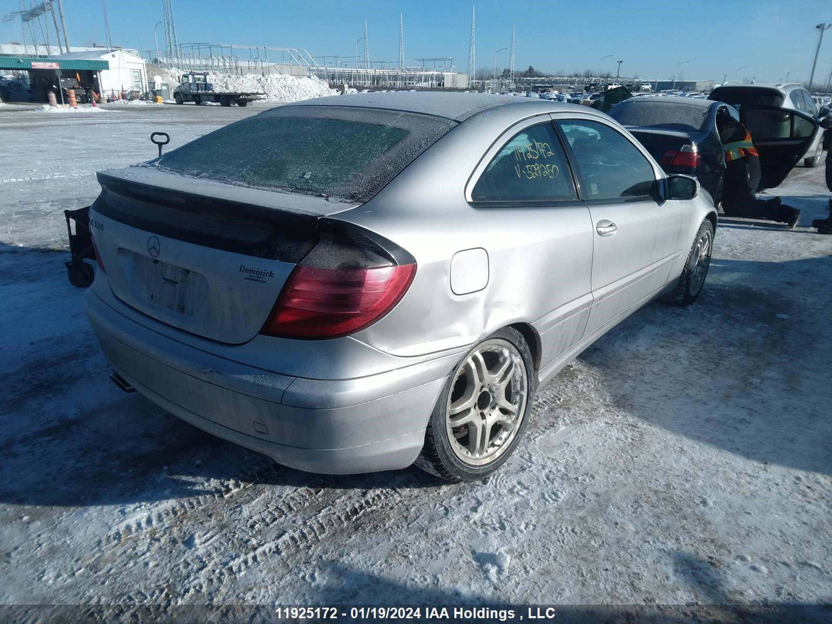 Photo 3 VIN: WDBRN64J93A529250 - MERCEDES-BENZ C-KLASSE 