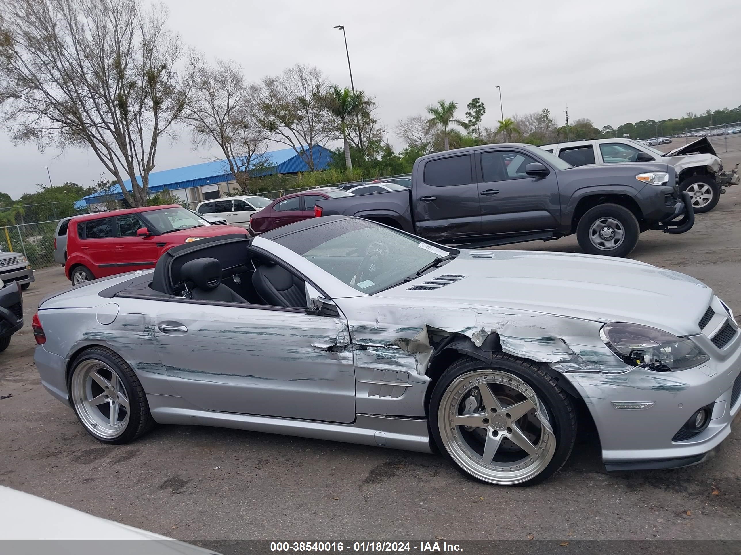 Photo 13 VIN: WDBSK71F59F148801 - MERCEDES-BENZ SL-KLASSE 