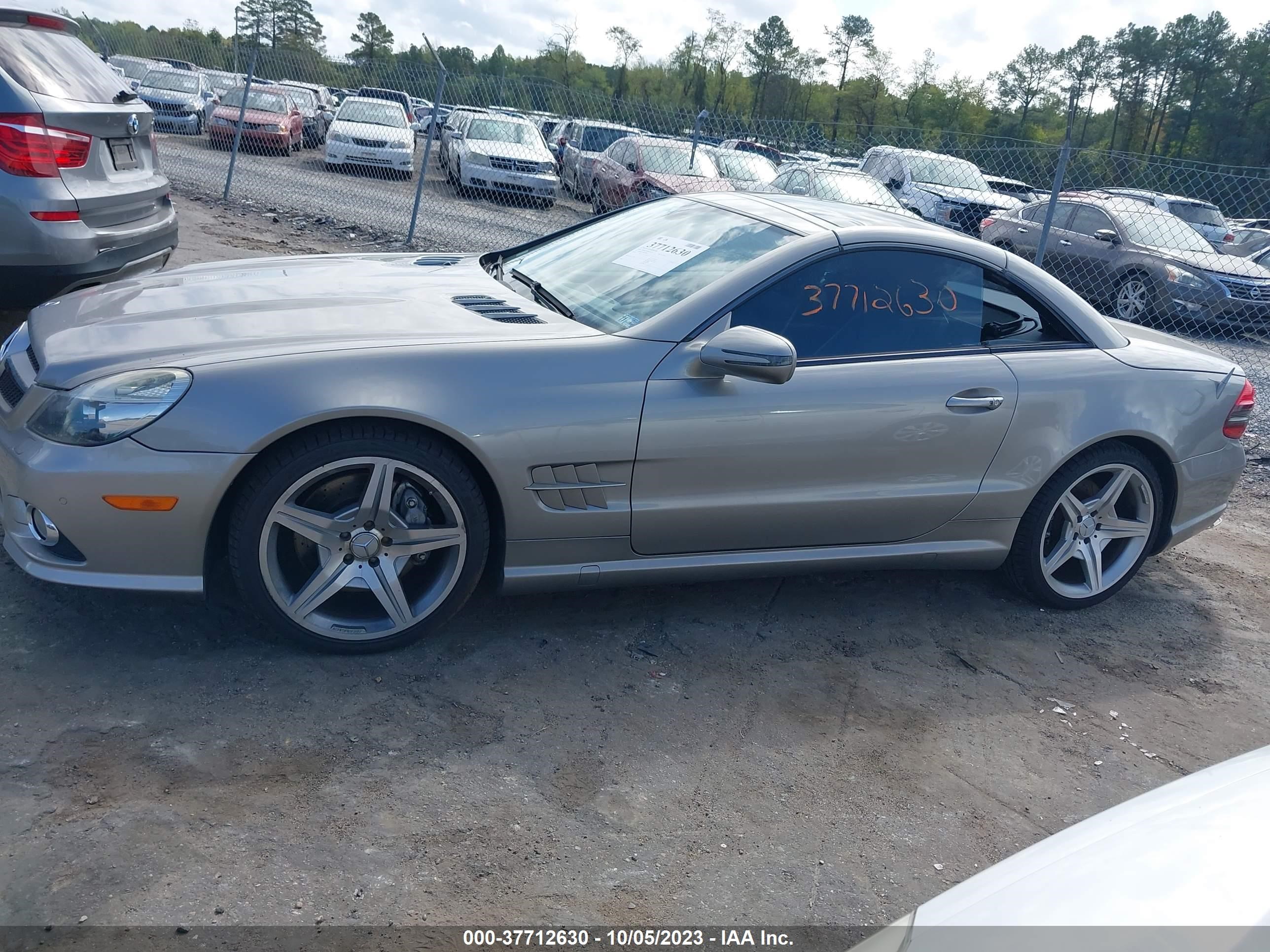 Photo 13 VIN: WDBSK71F89F148629 - MERCEDES-BENZ SL-KLASSE 