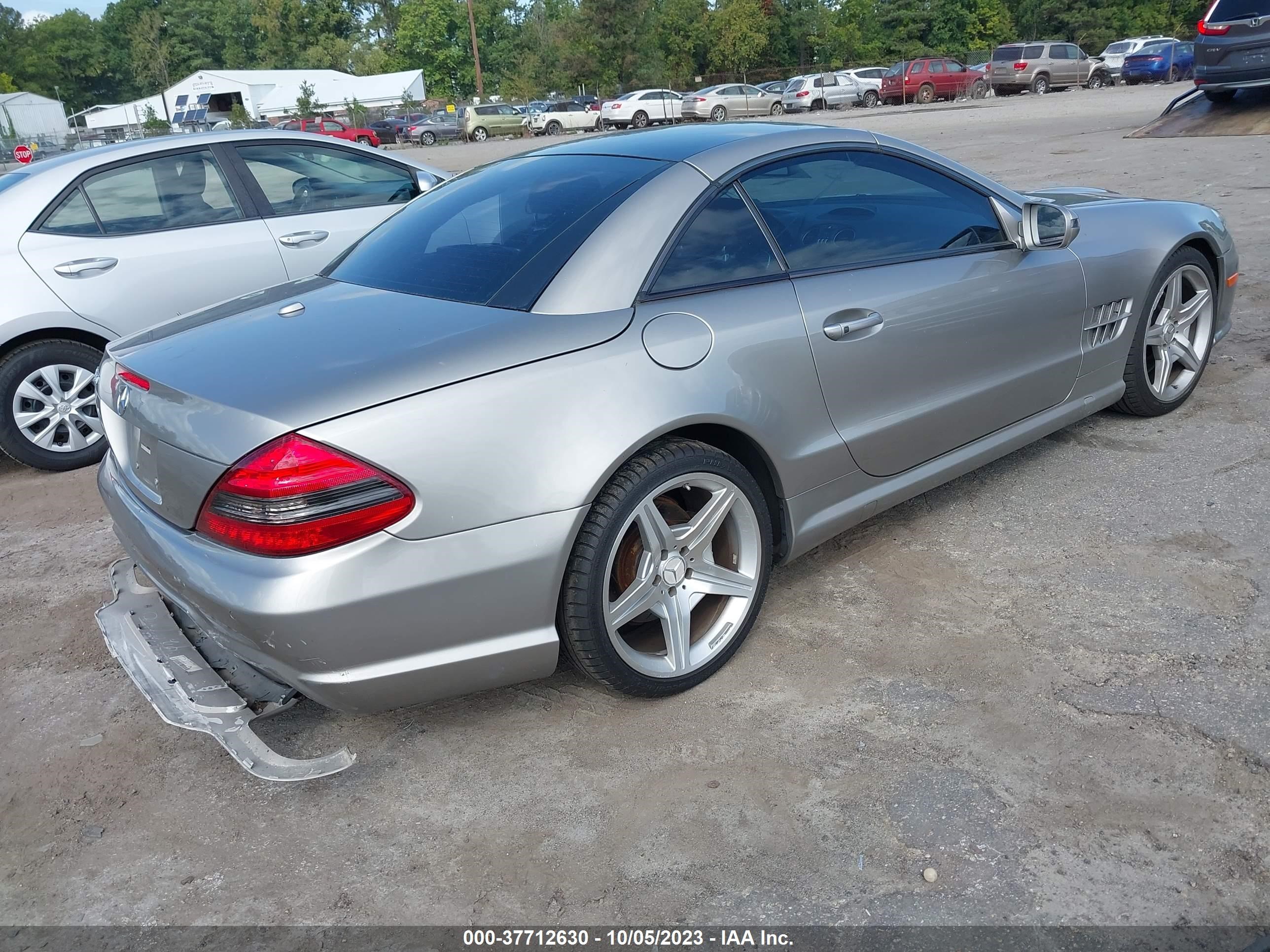 Photo 3 VIN: WDBSK71F89F148629 - MERCEDES-BENZ SL-KLASSE 