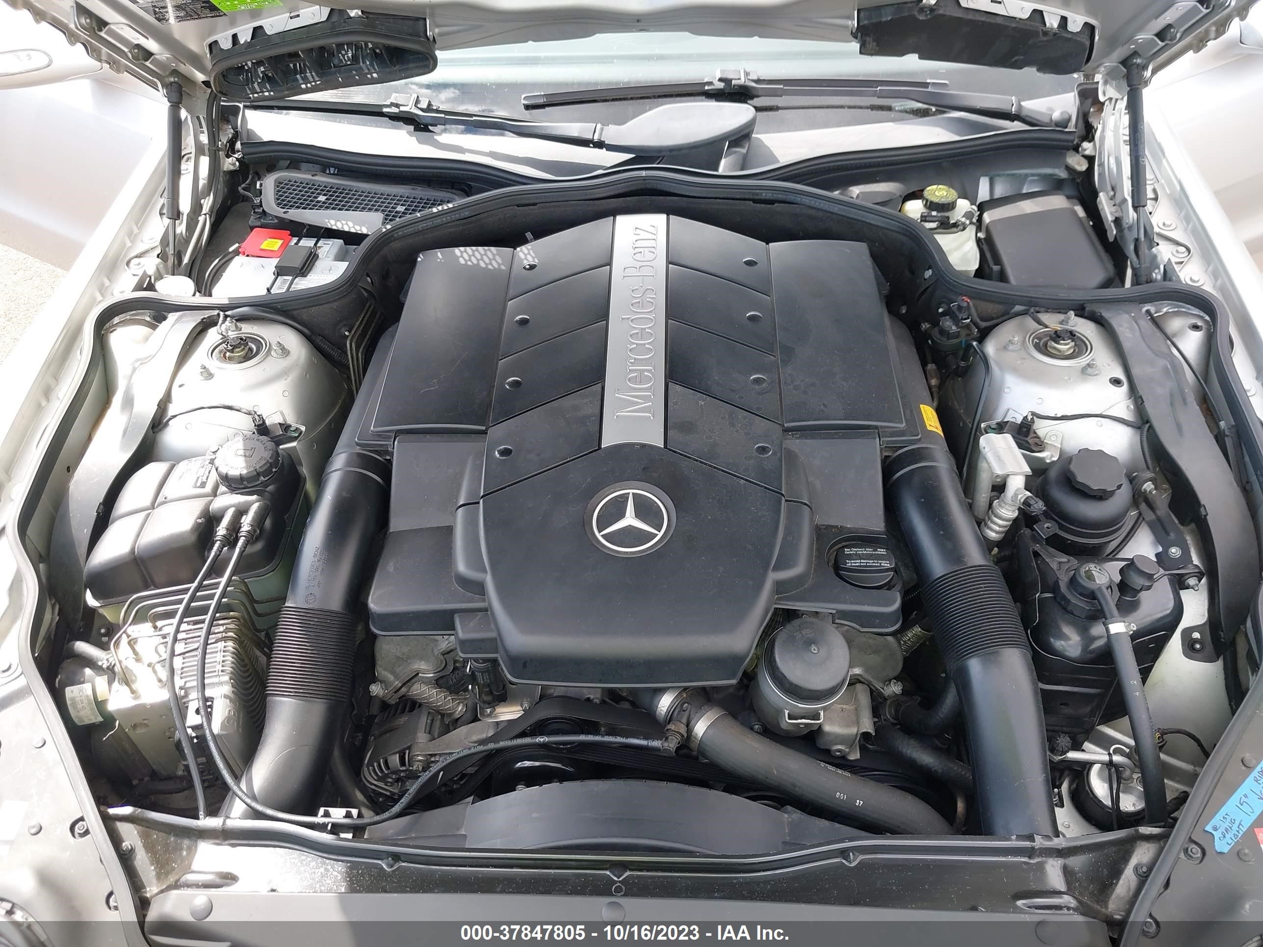 Photo 9 VIN: WDBSK75FX3F032494 - MERCEDES-BENZ SL 500R 