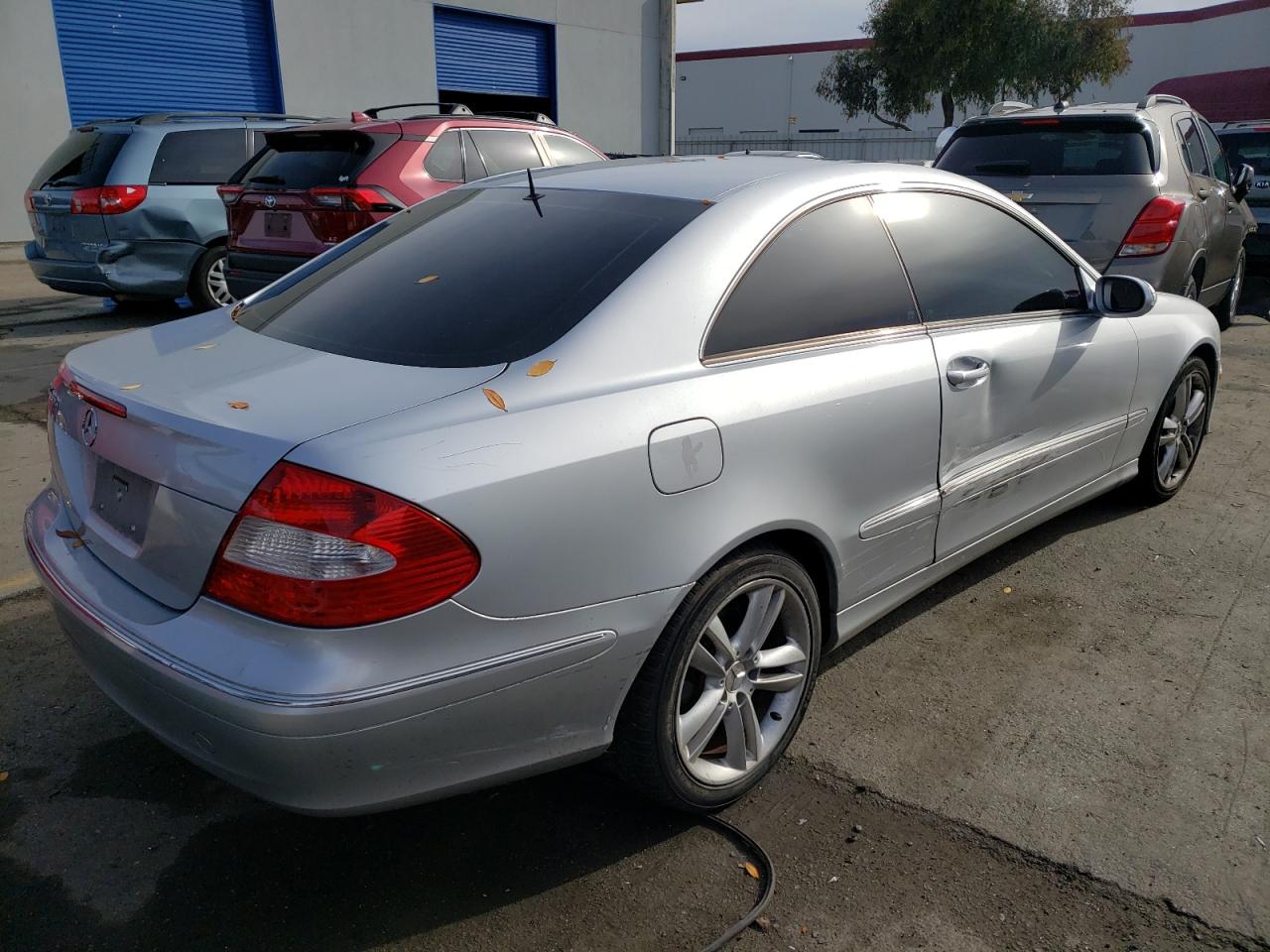 Photo 2 VIN: WDBTJ56J86F183711 - MERCEDES-BENZ CLK-KLASSE 