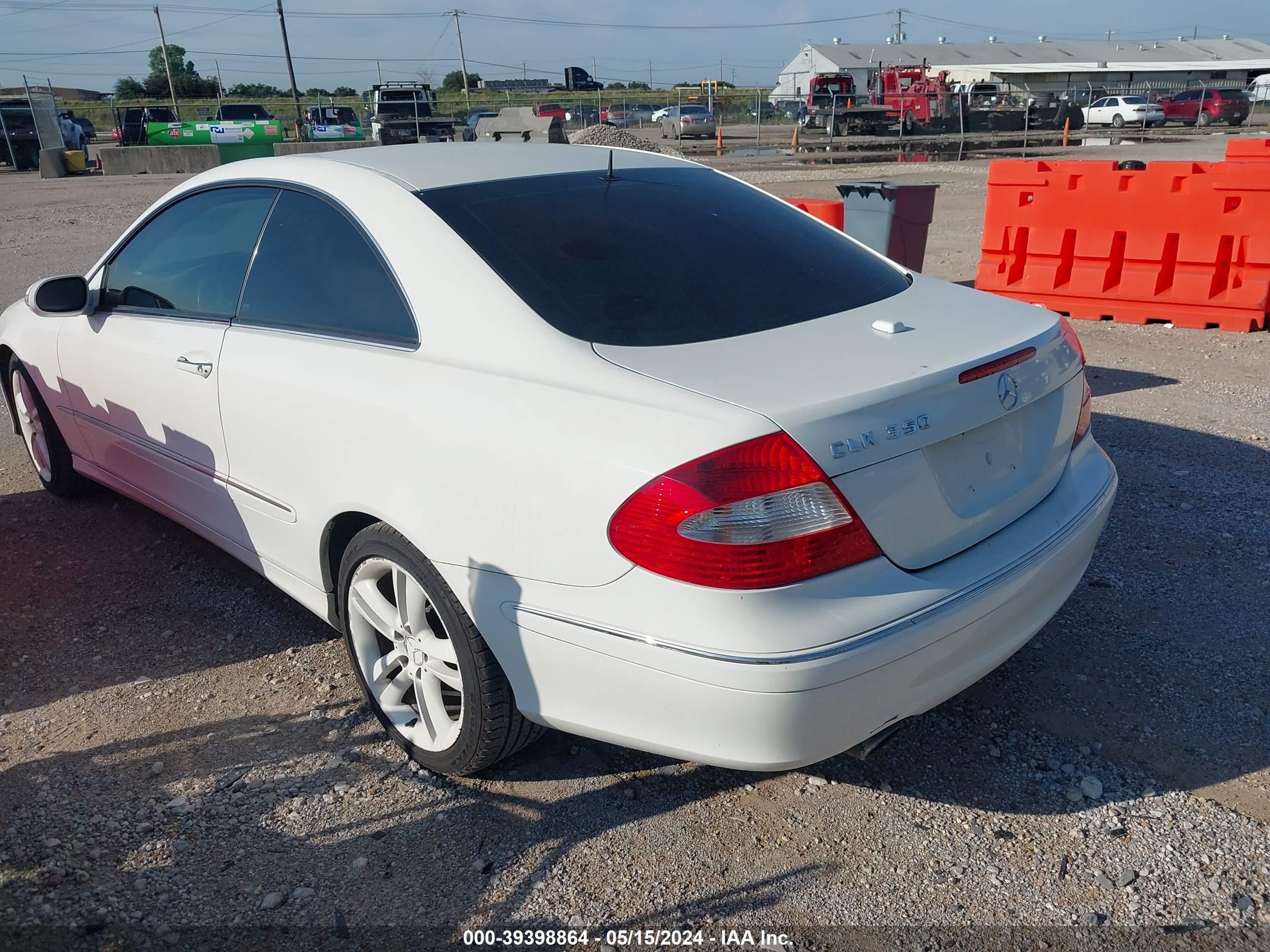 Photo 3 VIN: WDBTJ56JX6F174993 - MERCEDES-BENZ NULL 