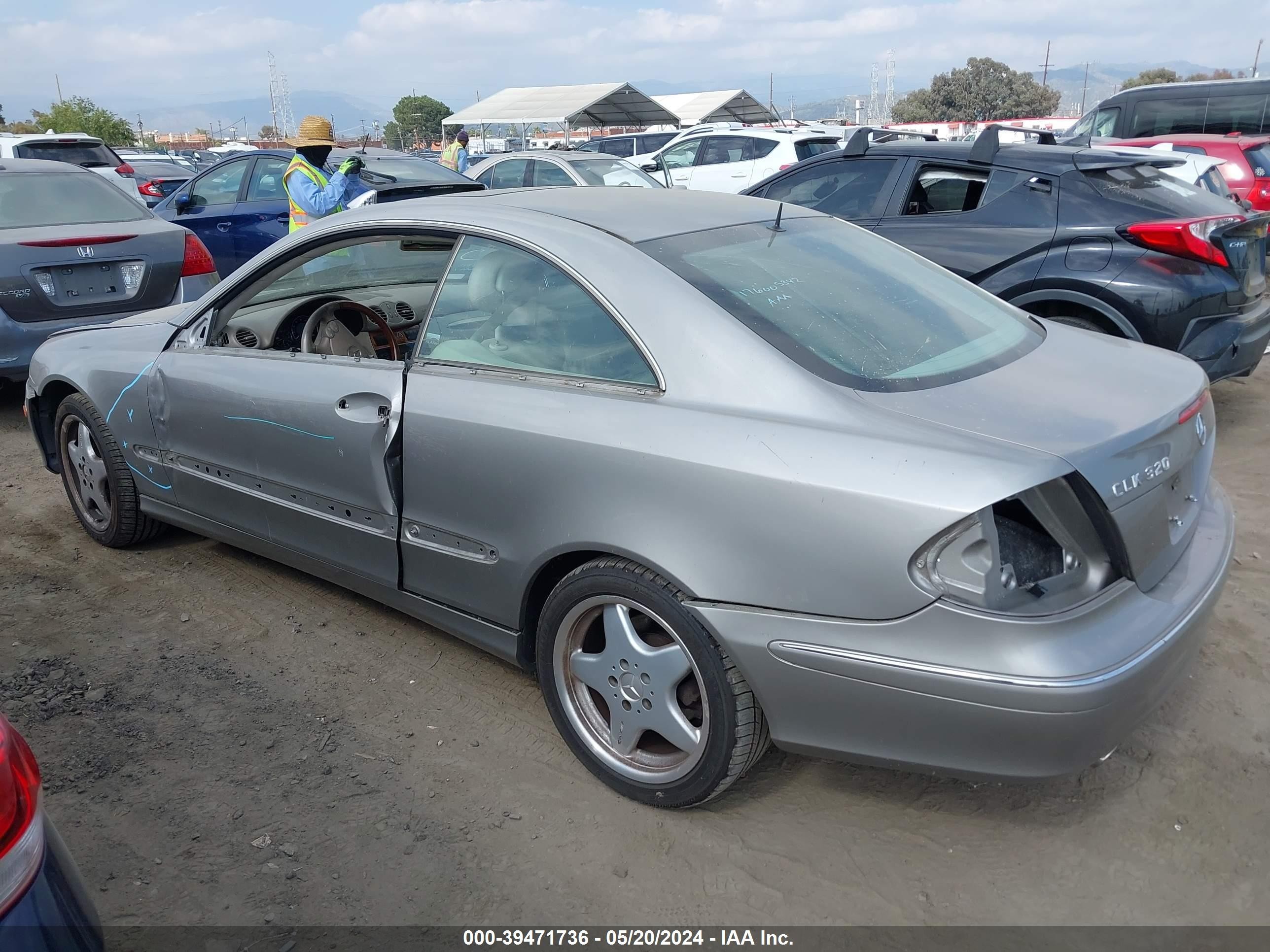 Photo 2 VIN: WDBTJ65J15F131553 - MERCEDES-BENZ CLK-KLASSE 