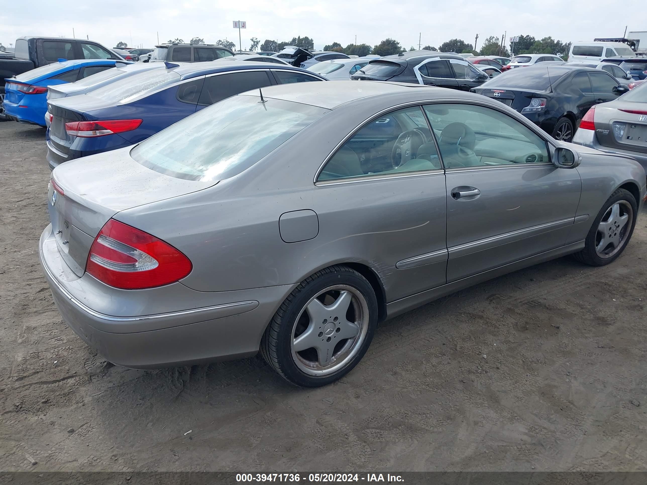 Photo 3 VIN: WDBTJ65J15F131553 - MERCEDES-BENZ CLK-KLASSE 