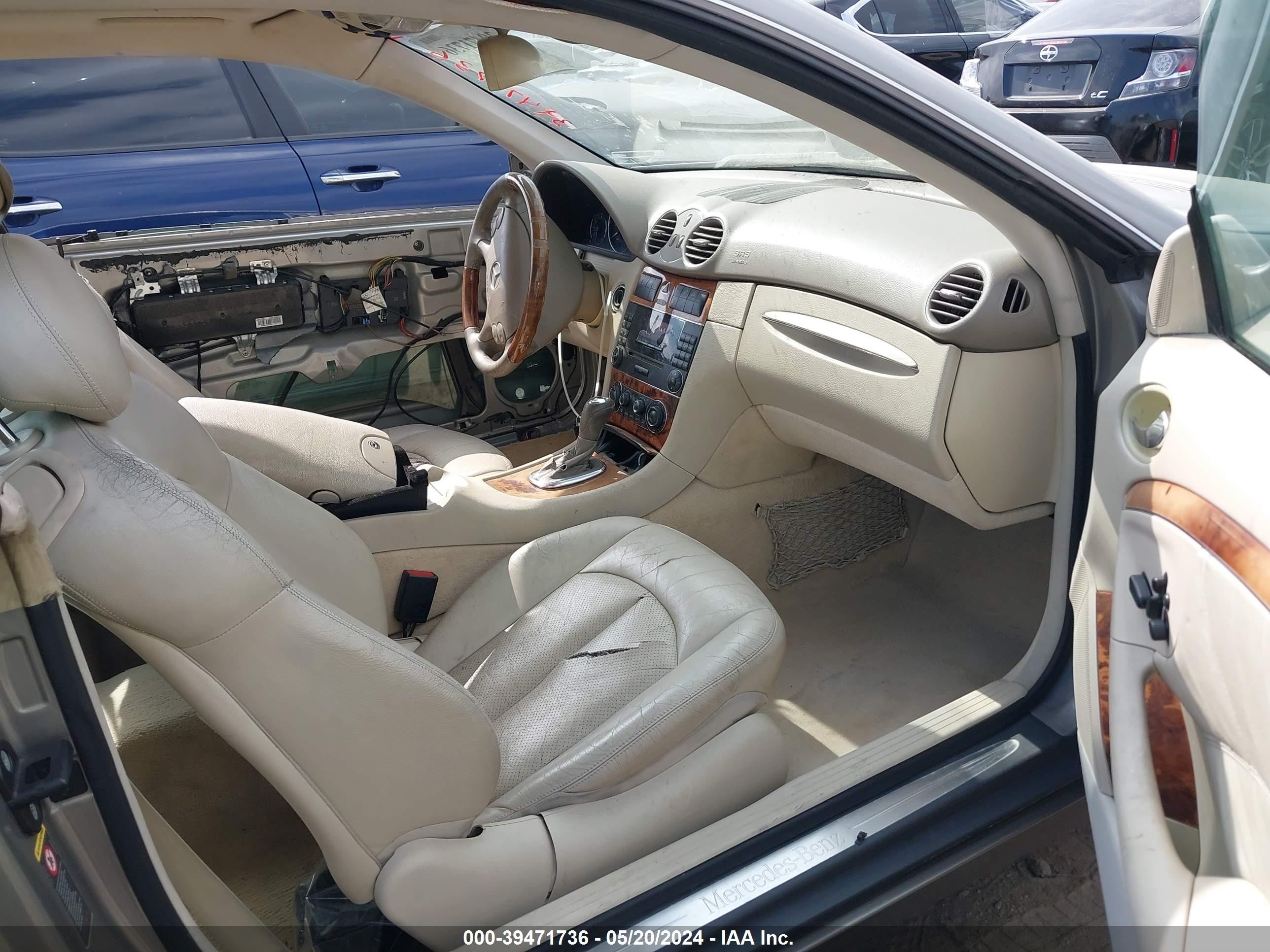 Photo 4 VIN: WDBTJ65J15F131553 - MERCEDES-BENZ CLK-KLASSE 