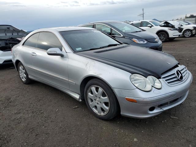 Photo 3 VIN: WDBTJ65J53F022090 - MERCEDES-BENZ CLK-CLASS 