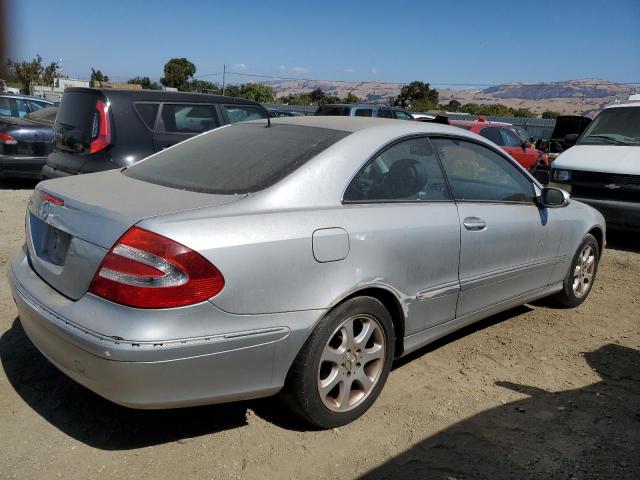 Photo 2 VIN: WDBTJ65J84F116384 - MERCEDES-BENZ CLK 320C 