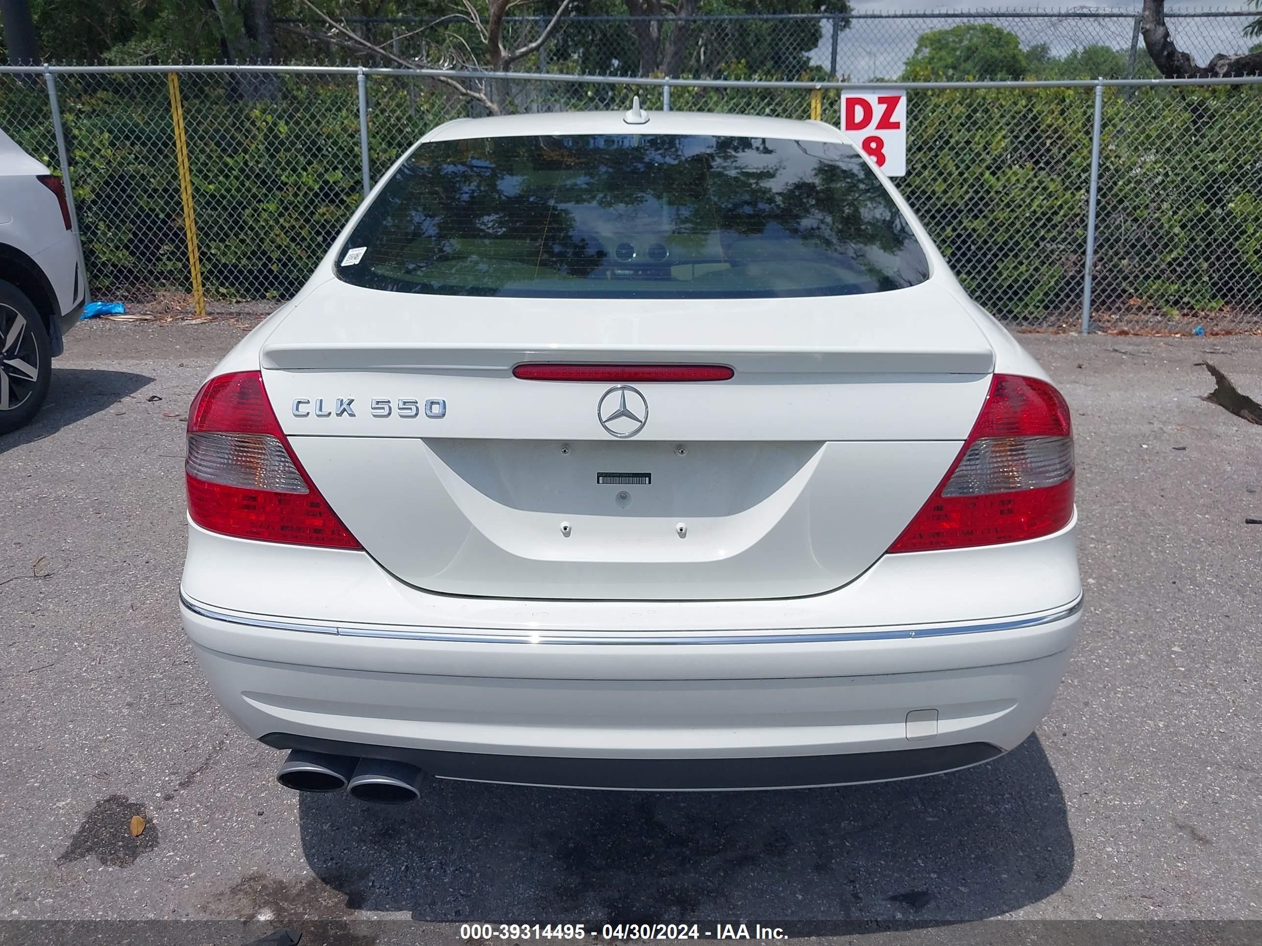 Photo 15 VIN: WDBTJ72H98F254416 - MERCEDES-BENZ NULL 