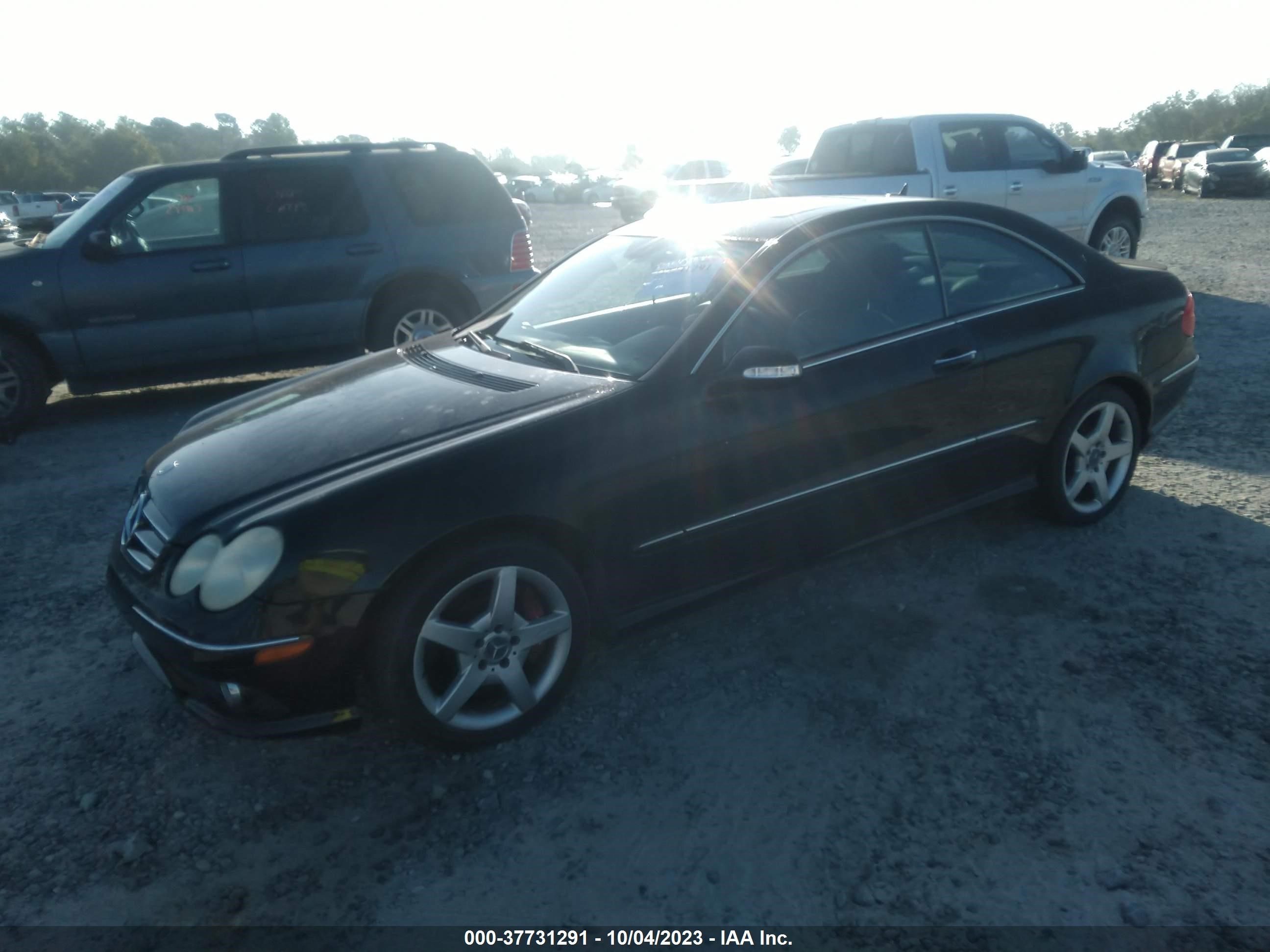 Photo 1 VIN: WDBTJ72HX7F210715 - MERCEDES-BENZ CLK-KLASSE 