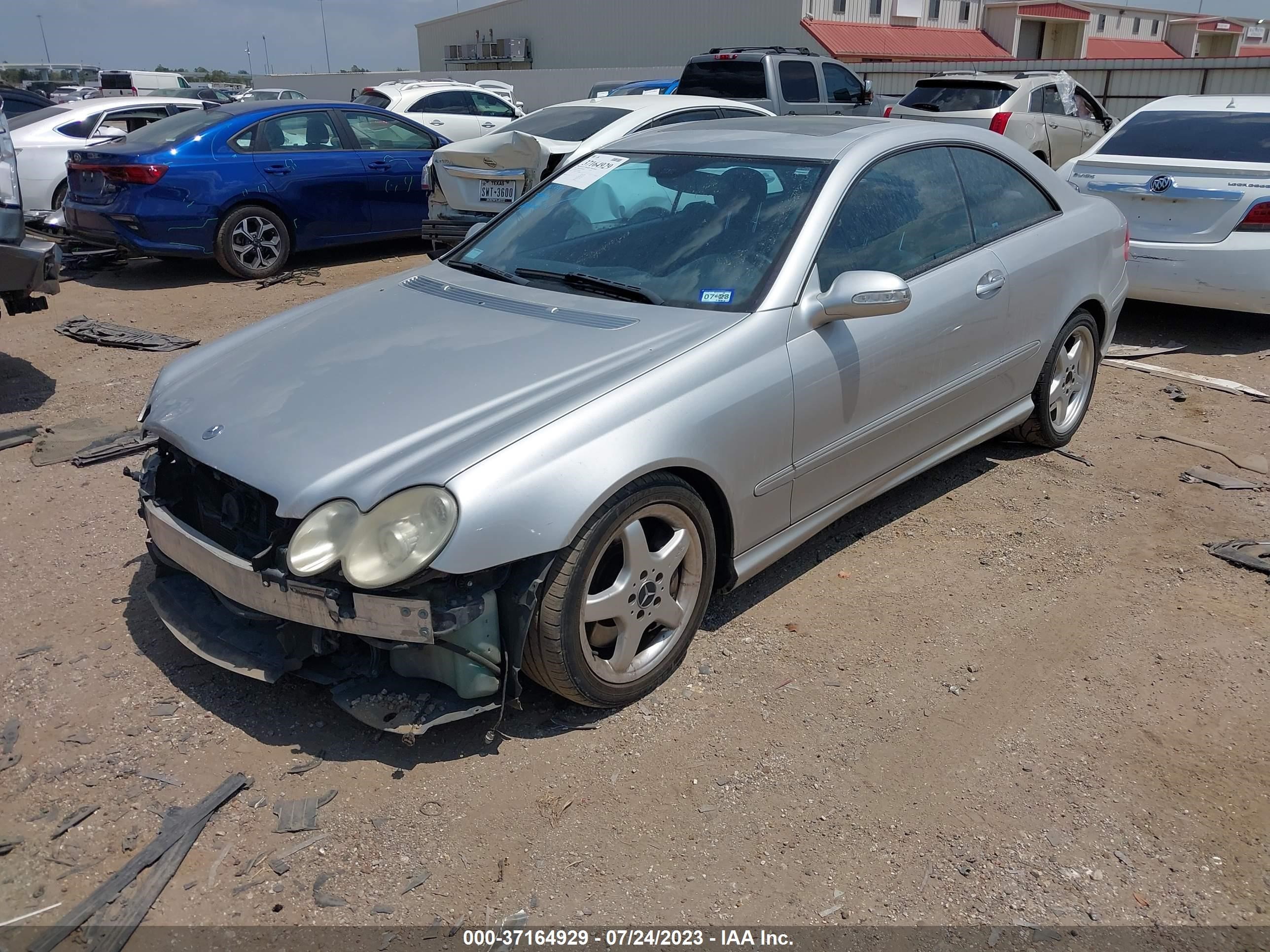 Photo 1 VIN: WDBTJ75J14F071505 - MERCEDES-BENZ CLK-KLASSE 