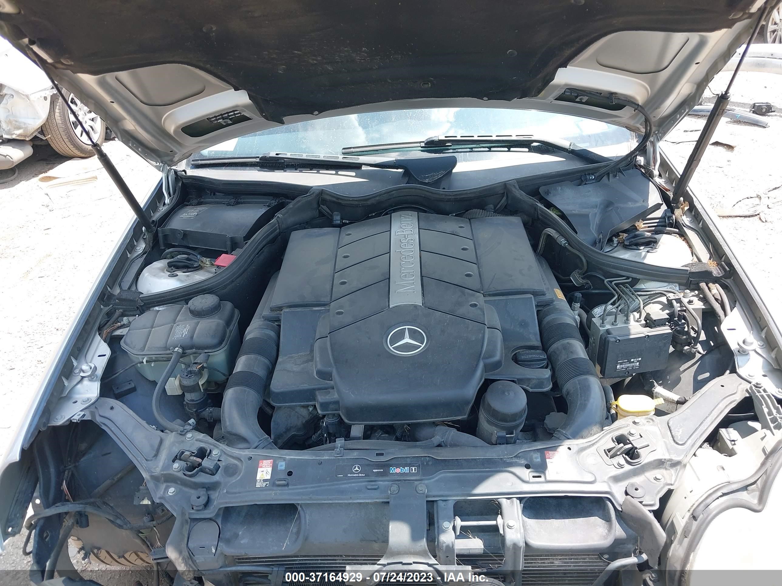 Photo 9 VIN: WDBTJ75J14F071505 - MERCEDES-BENZ CLK-KLASSE 