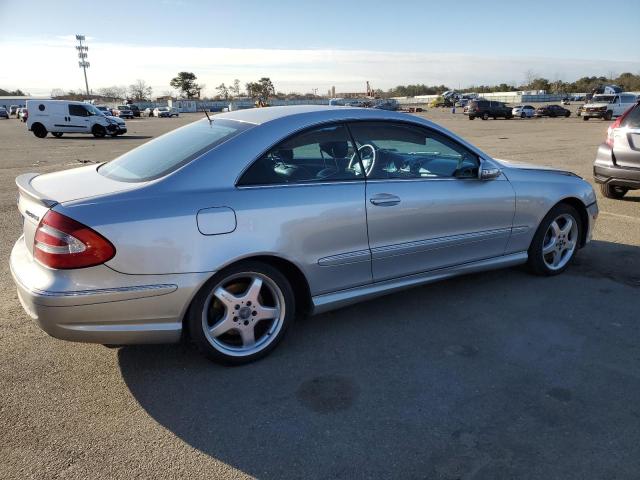 Photo 2 VIN: WDBTJ75J23F026295 - MERCEDES-BENZ CLK-CLASS 