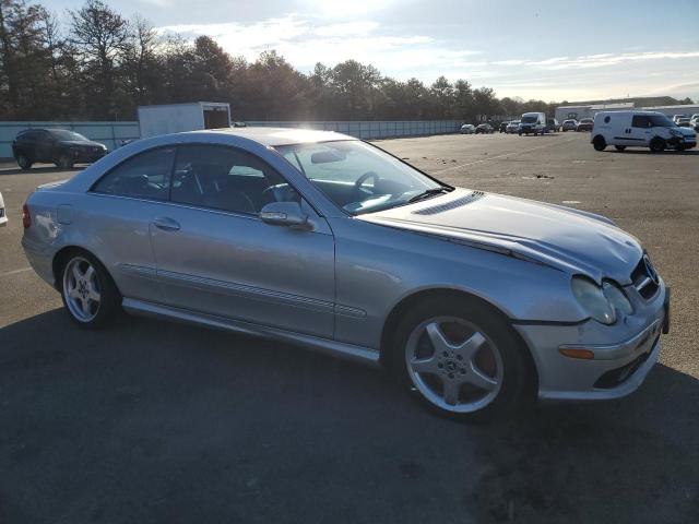 Photo 3 VIN: WDBTJ75J23F026295 - MERCEDES-BENZ CLK-CLASS 