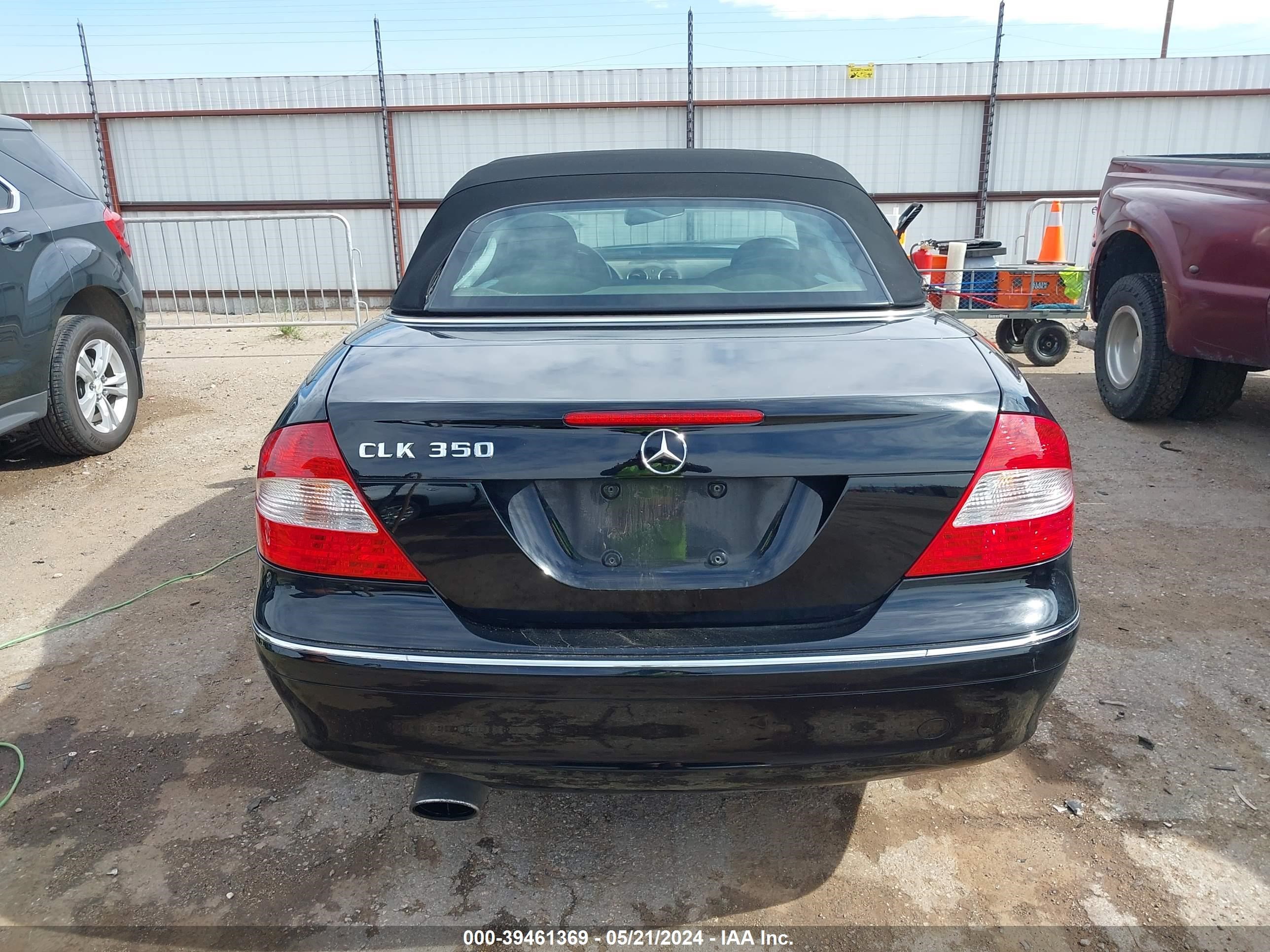 Photo 15 VIN: WDBTK56F28F242327 - MERCEDES-BENZ NULL 