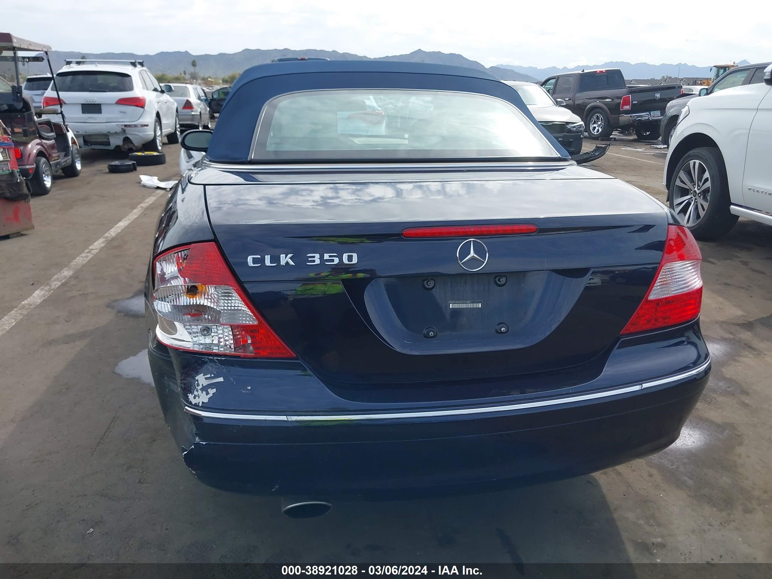 Photo 16 VIN: WDBTK56GX6T070801 - MERCEDES-BENZ NULL 