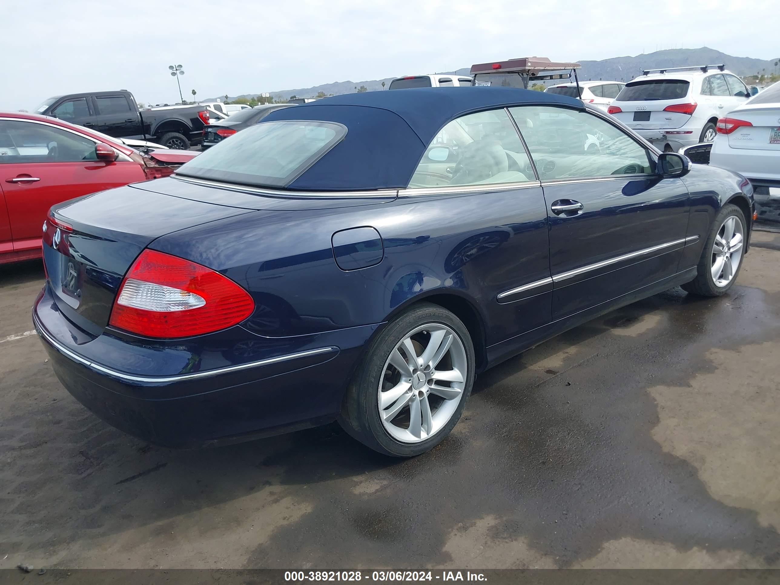 Photo 3 VIN: WDBTK56GX6T070801 - MERCEDES-BENZ NULL 