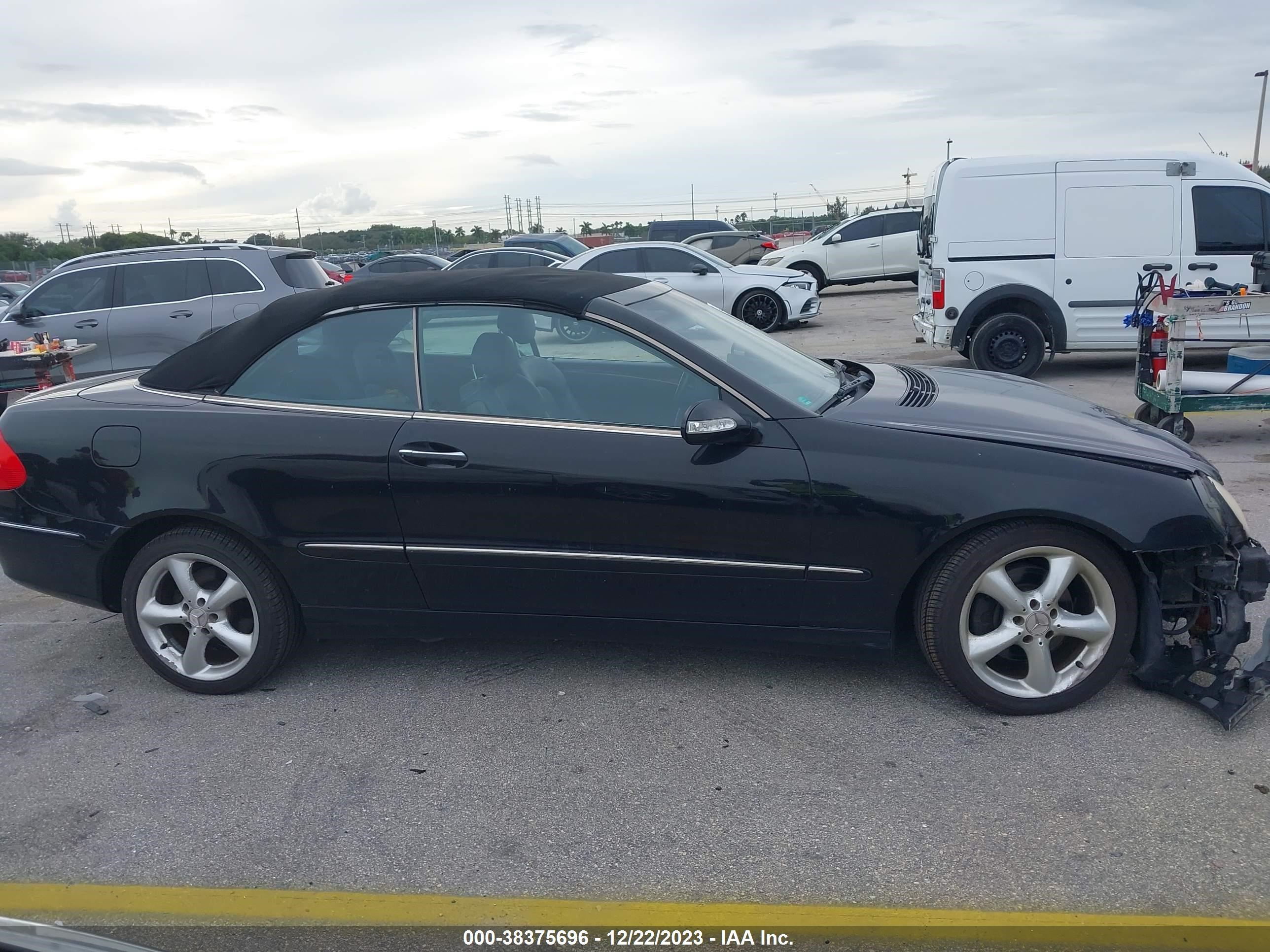 Photo 12 VIN: WDBTK65G55T036299 - MERCEDES-BENZ CLK-KLASSE 