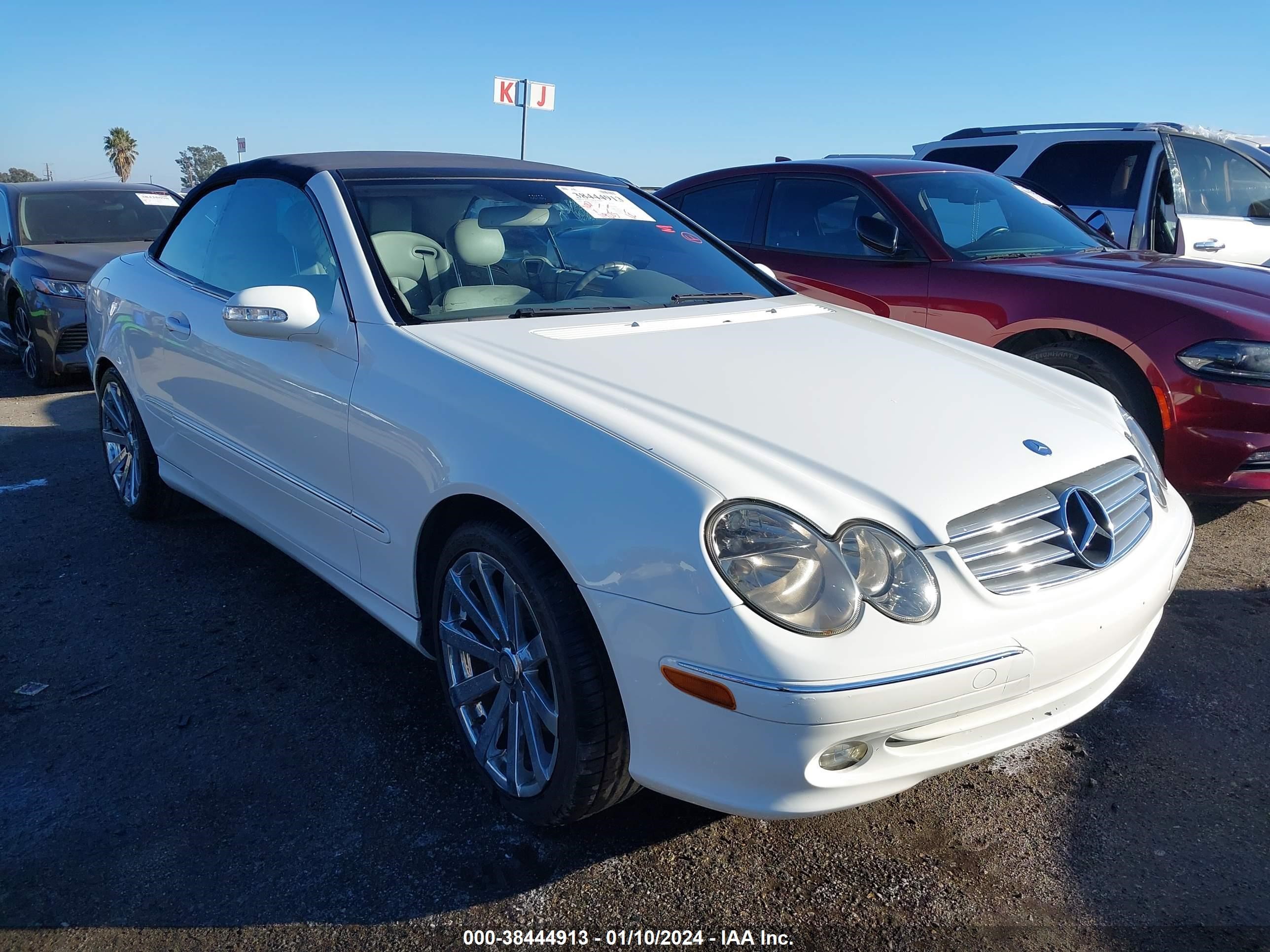 Photo 0 VIN: WDBTK65J75F132767 - MERCEDES-BENZ CLK-KLASSE 