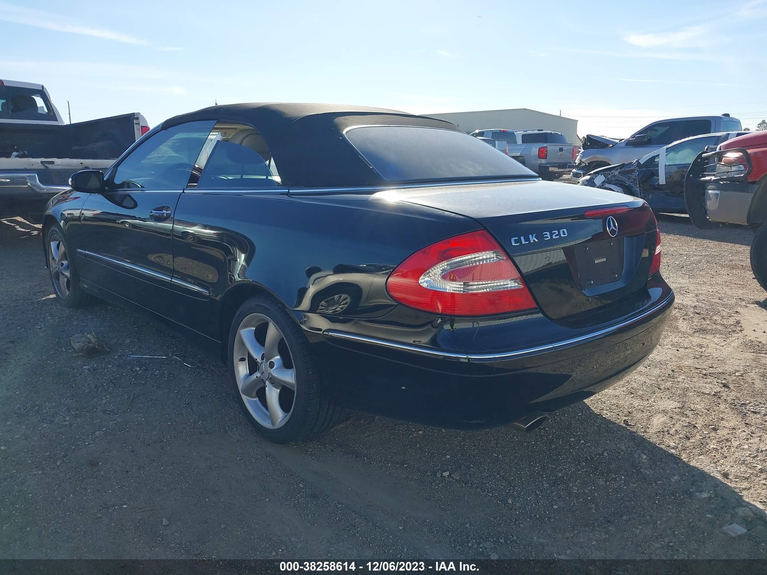 Photo 2 VIN: WDBTK65J75F134776 - MERCEDES-BENZ CLK-KLASSE 