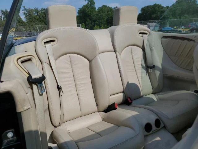 Photo 9 VIN: WDBTK72F17T081566 - MERCEDES-BENZ CLK 550 