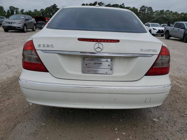 Photo 5 VIN: WDBUF22X29B372378 - MERCEDES-BENZ E-CLASS 