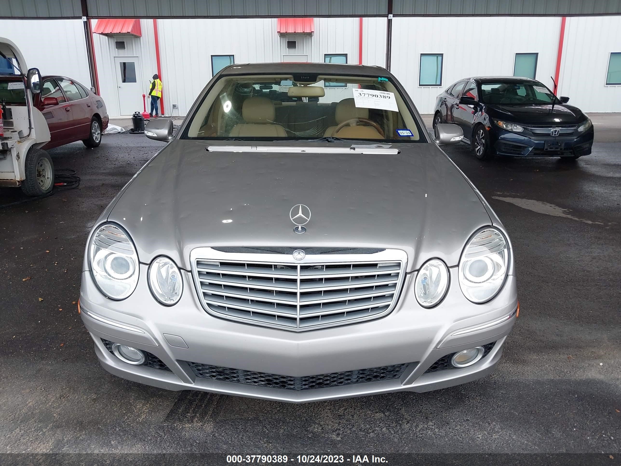 Photo 11 VIN: WDBUF22X39B397466 - MERCEDES-BENZ E-KLASSE 