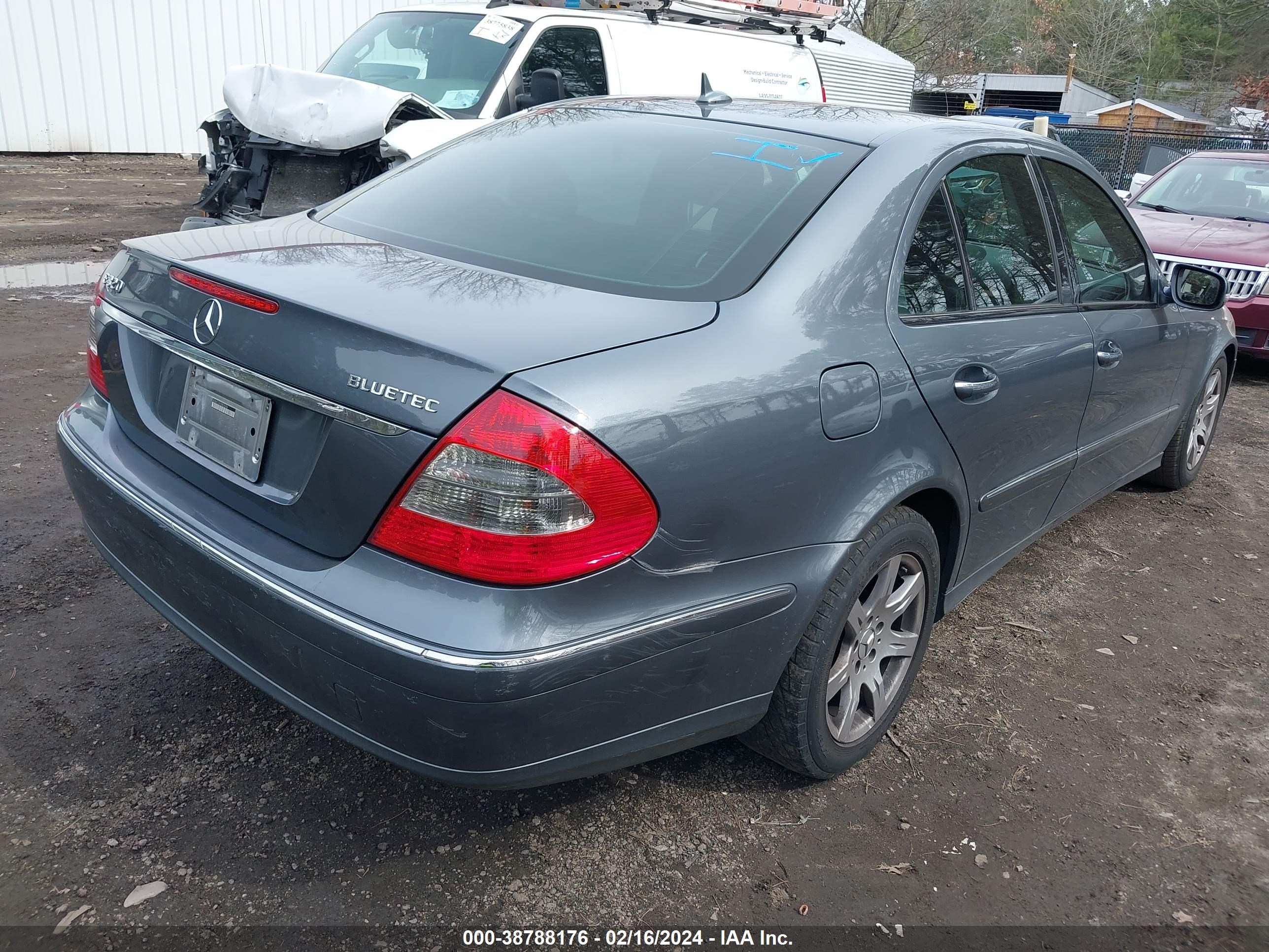 Photo 3 VIN: WDBUF22X57B026354 - MERCEDES-BENZ NULL 