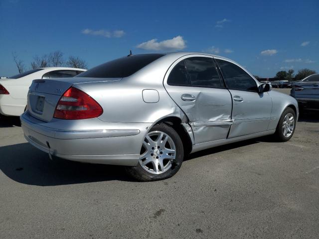 Photo 2 VIN: WDBUF26J06A906663 - MERCEDES-BENZ E-CLASS 