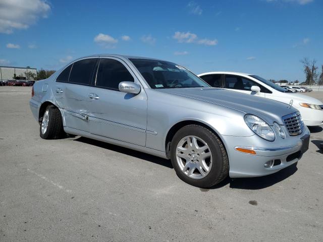 Photo 3 VIN: WDBUF26J06A906663 - MERCEDES-BENZ E-CLASS 