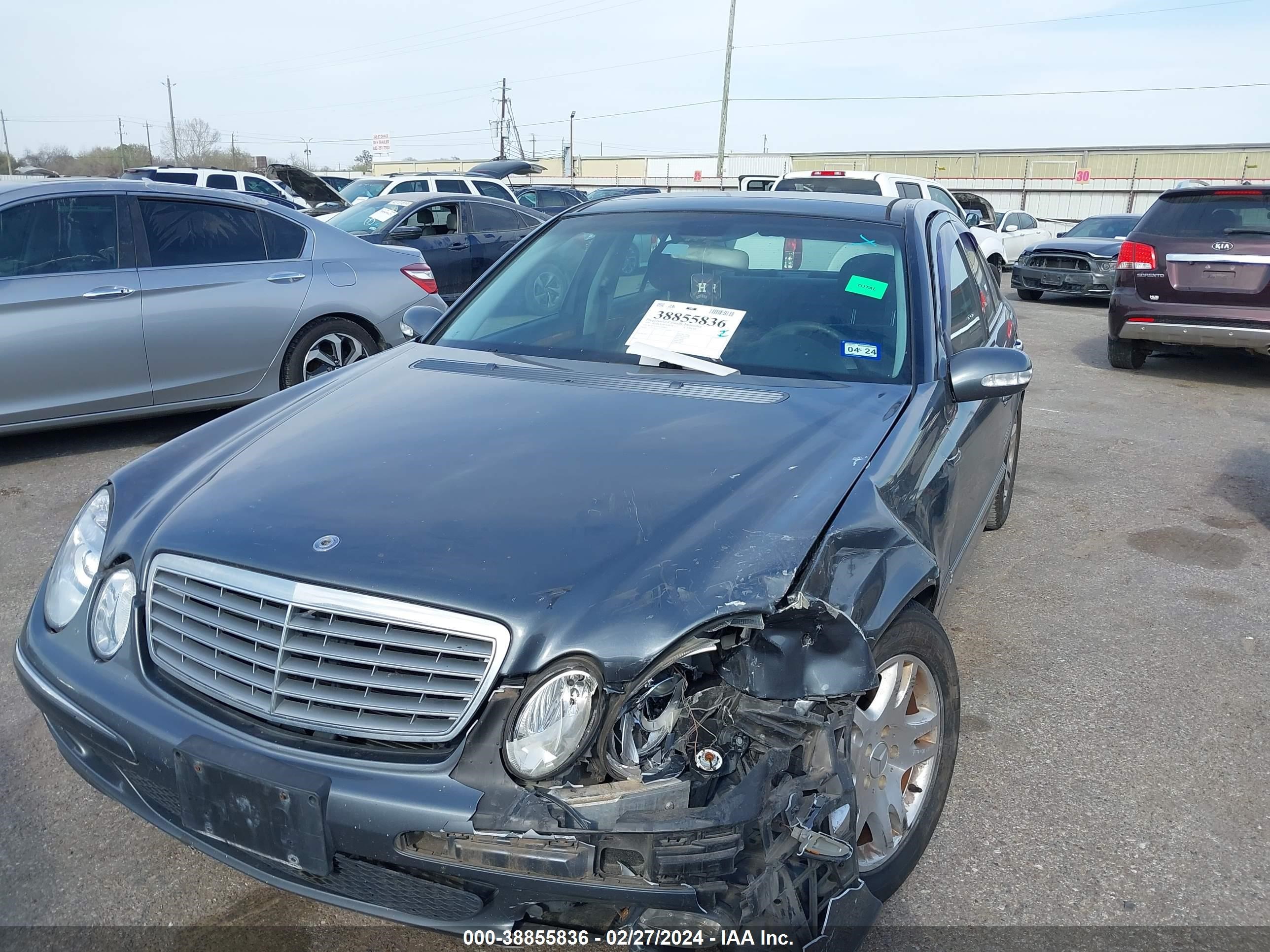 Photo 1 VIN: WDBUF26J36A943416 - MERCEDES-BENZ NULL 