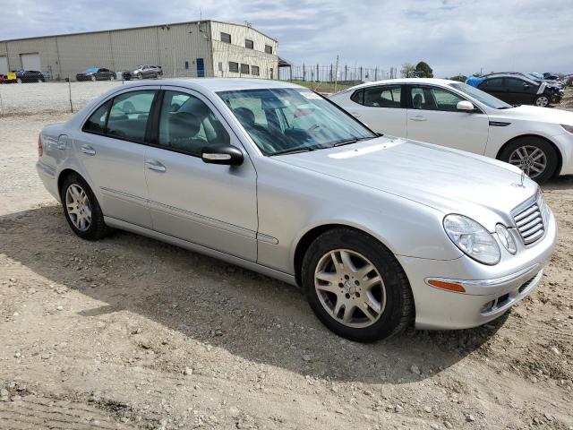 Photo 3 VIN: WDBUF26J86A959899 - MERCEDES-BENZ E-CLASS 