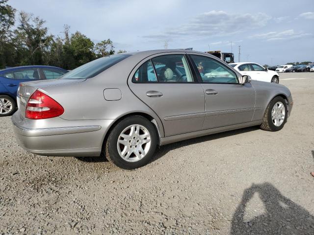 Photo 2 VIN: WDBUF26J95A795285 - MERCEDES-BENZ E 320 CDI 