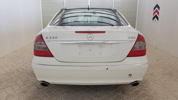 Photo 7 VIN: WDBUF52XX8B275669 - MERCEDES-BENZ E 230 