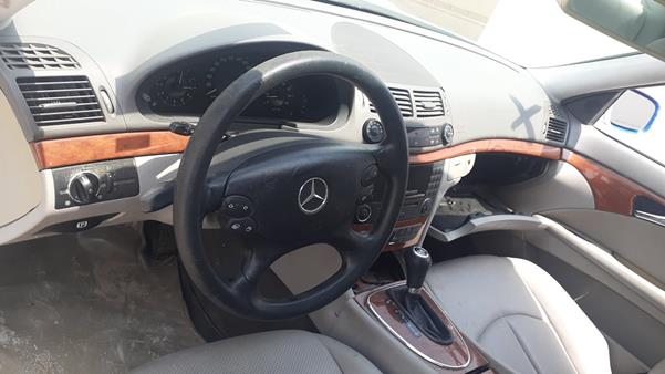 Photo 10 VIN: WDBUF54X47A998127 - MERCEDES-BENZ E 280 