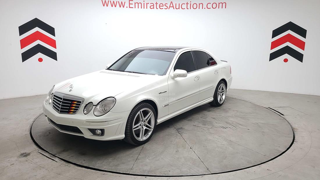 Photo 5 VIN: WDBUF54X49B383851 - MERCEDES E 