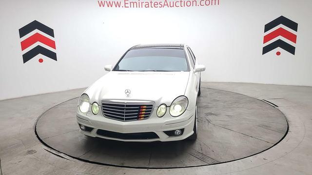 Photo 11 VIN: WDBUF54X49B383851 - MERCEDES E 