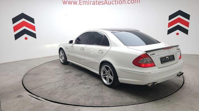 Photo 13 VIN: WDBUF54X49B383851 - MERCEDES E 