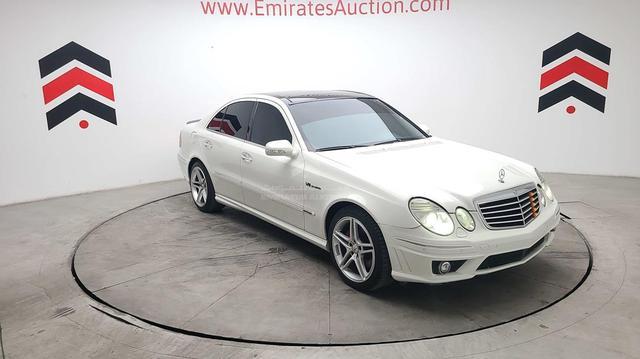 Photo 20 VIN: WDBUF54X49B383851 - MERCEDES E 