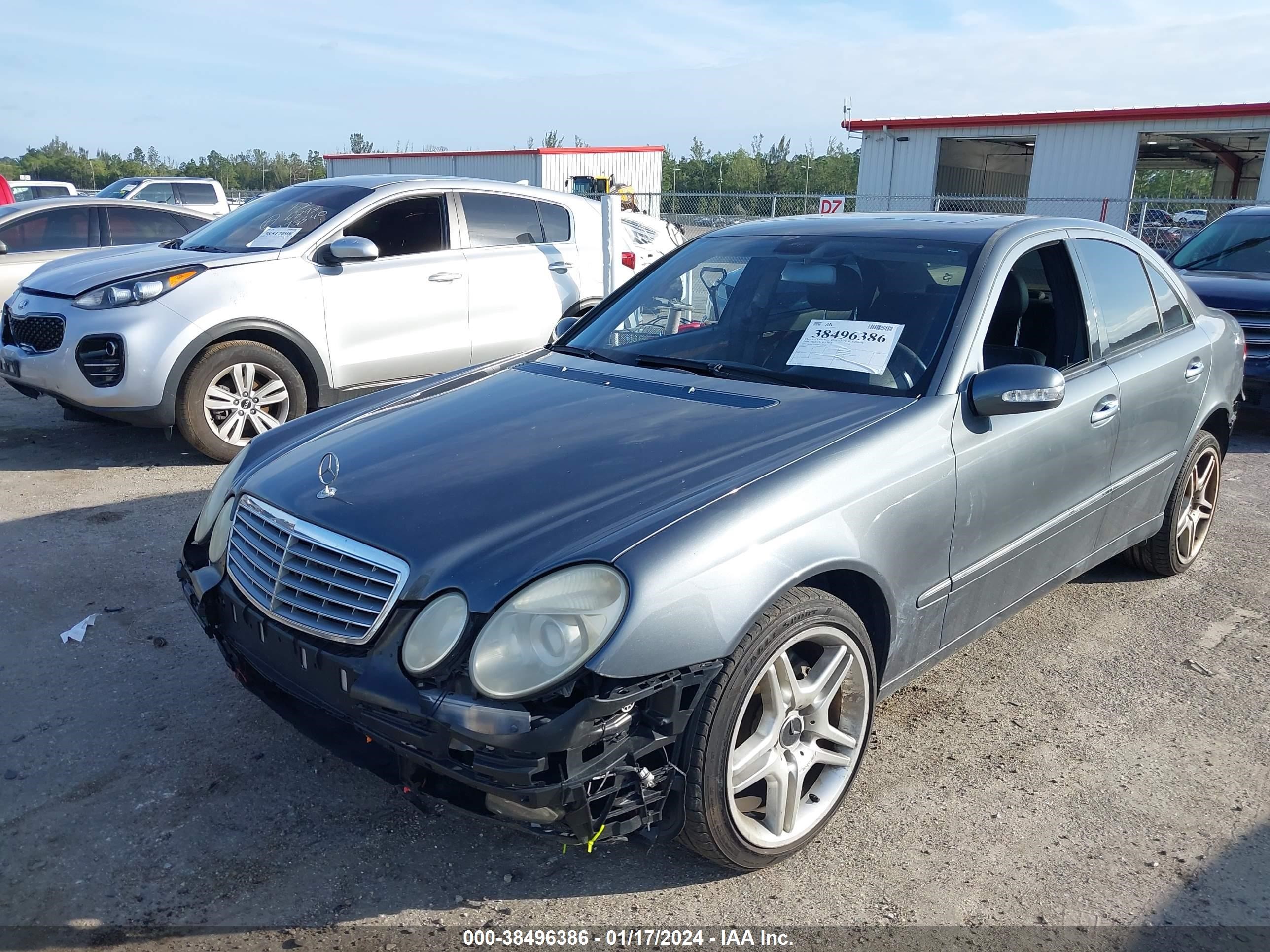 Photo 1 VIN: WDBUF56J06A820593 - MERCEDES-BENZ E-KLASSE 