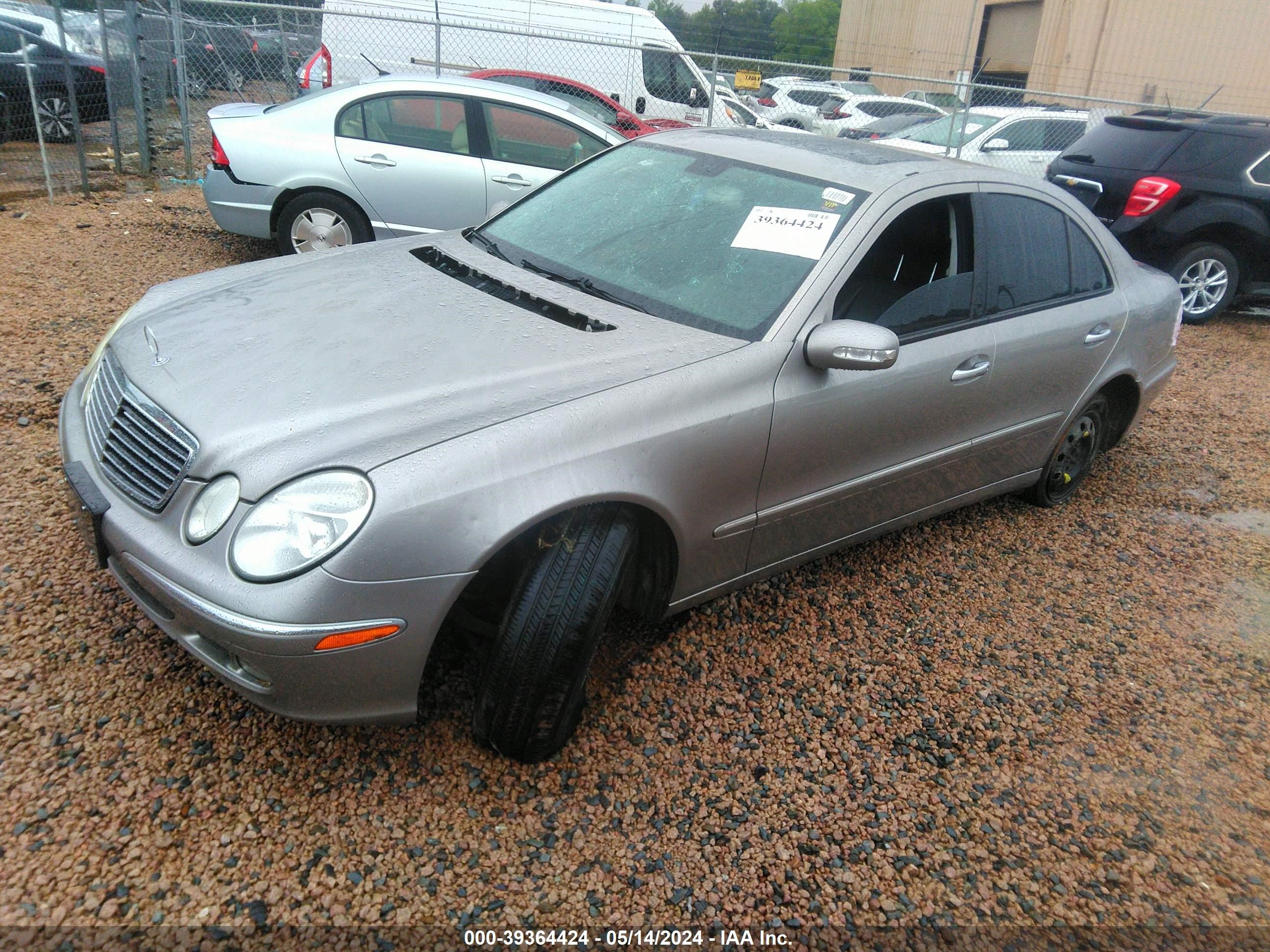 Photo 1 VIN: WDBUF56J46A896561 - MERCEDES-BENZ NULL 