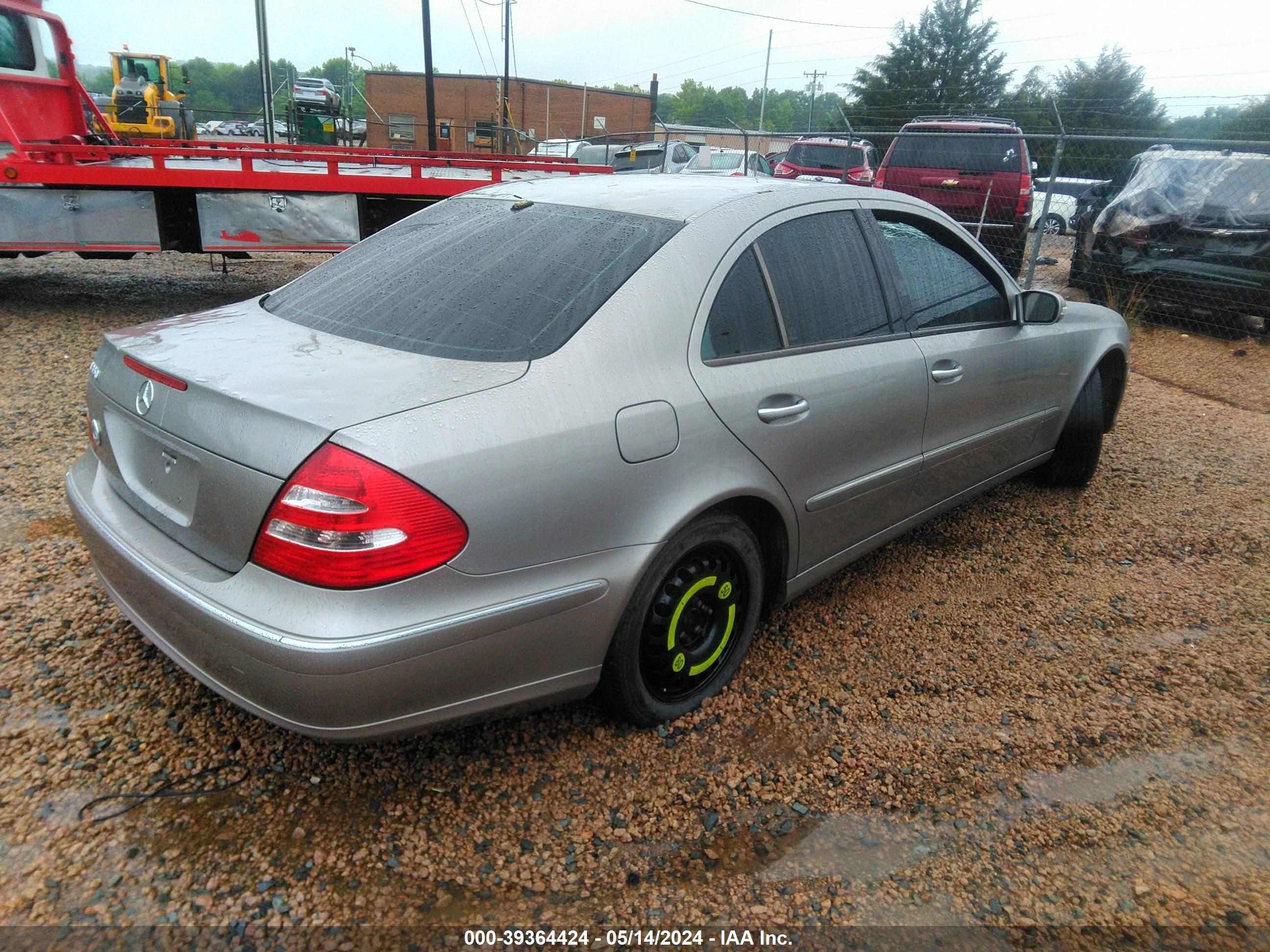 Photo 3 VIN: WDBUF56J46A896561 - MERCEDES-BENZ NULL 