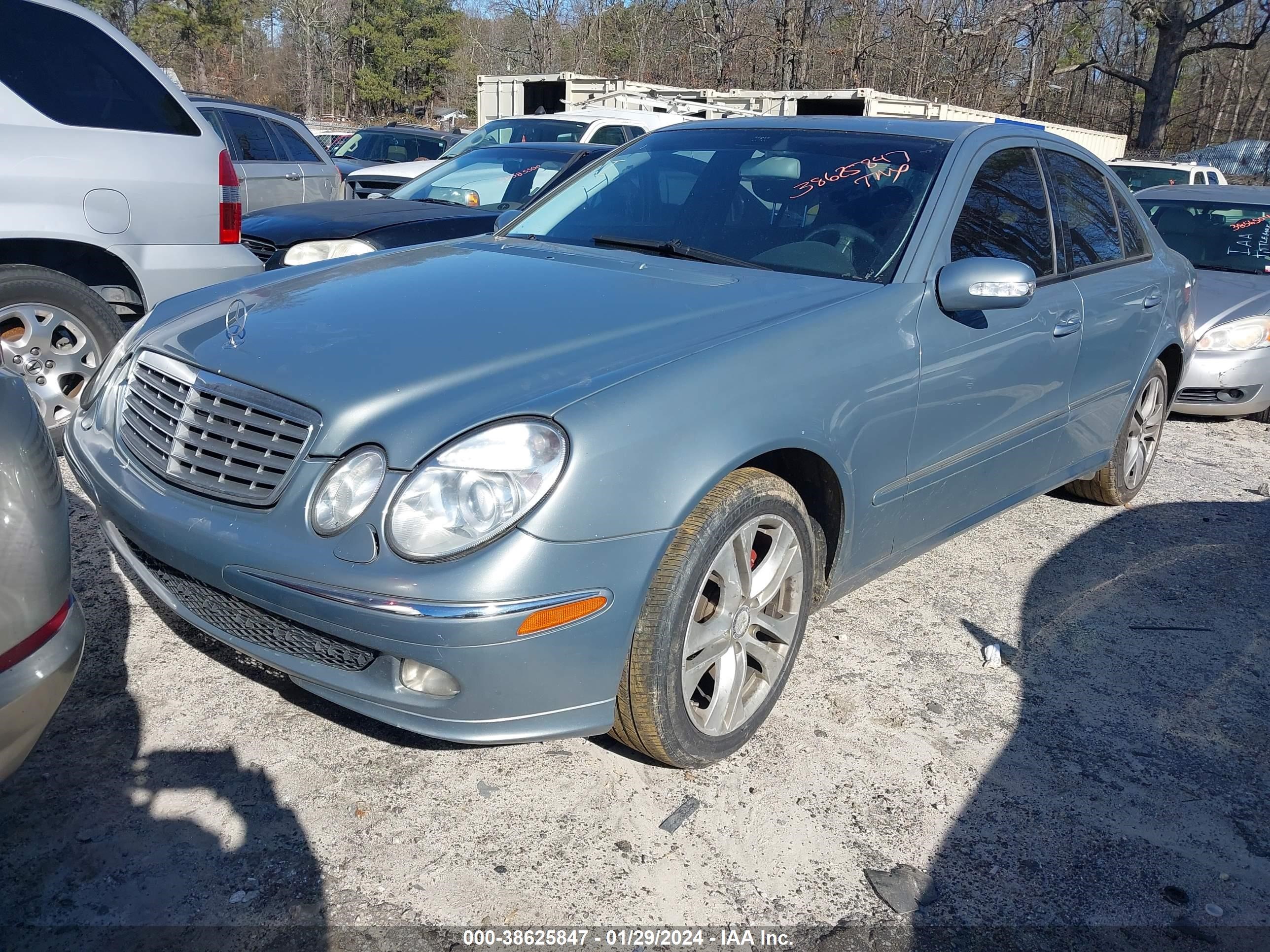 Photo 1 VIN: WDBUF56J56A820976 - MERCEDES-BENZ E-KLASSE 