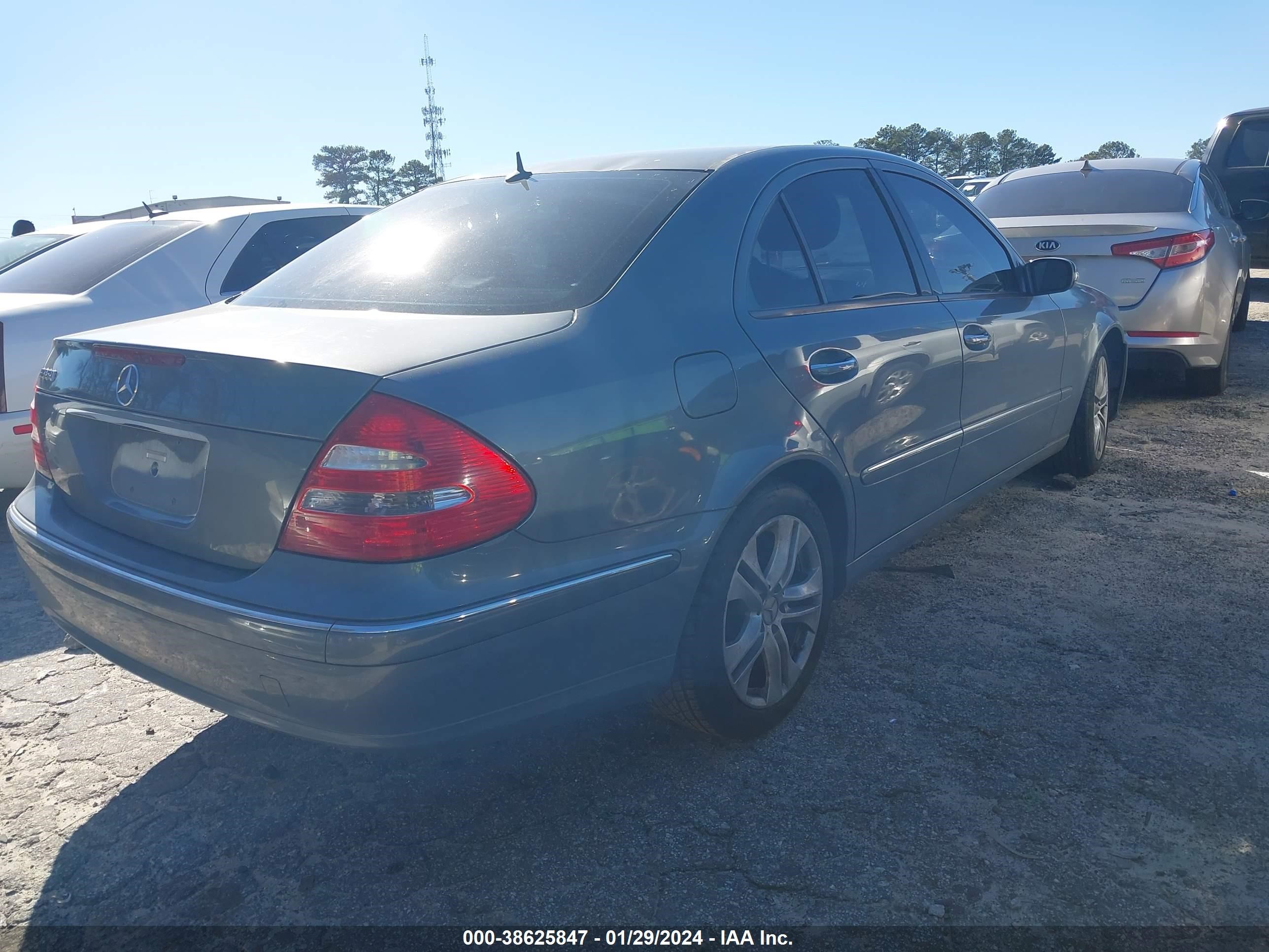 Photo 3 VIN: WDBUF56J56A820976 - MERCEDES-BENZ E-KLASSE 