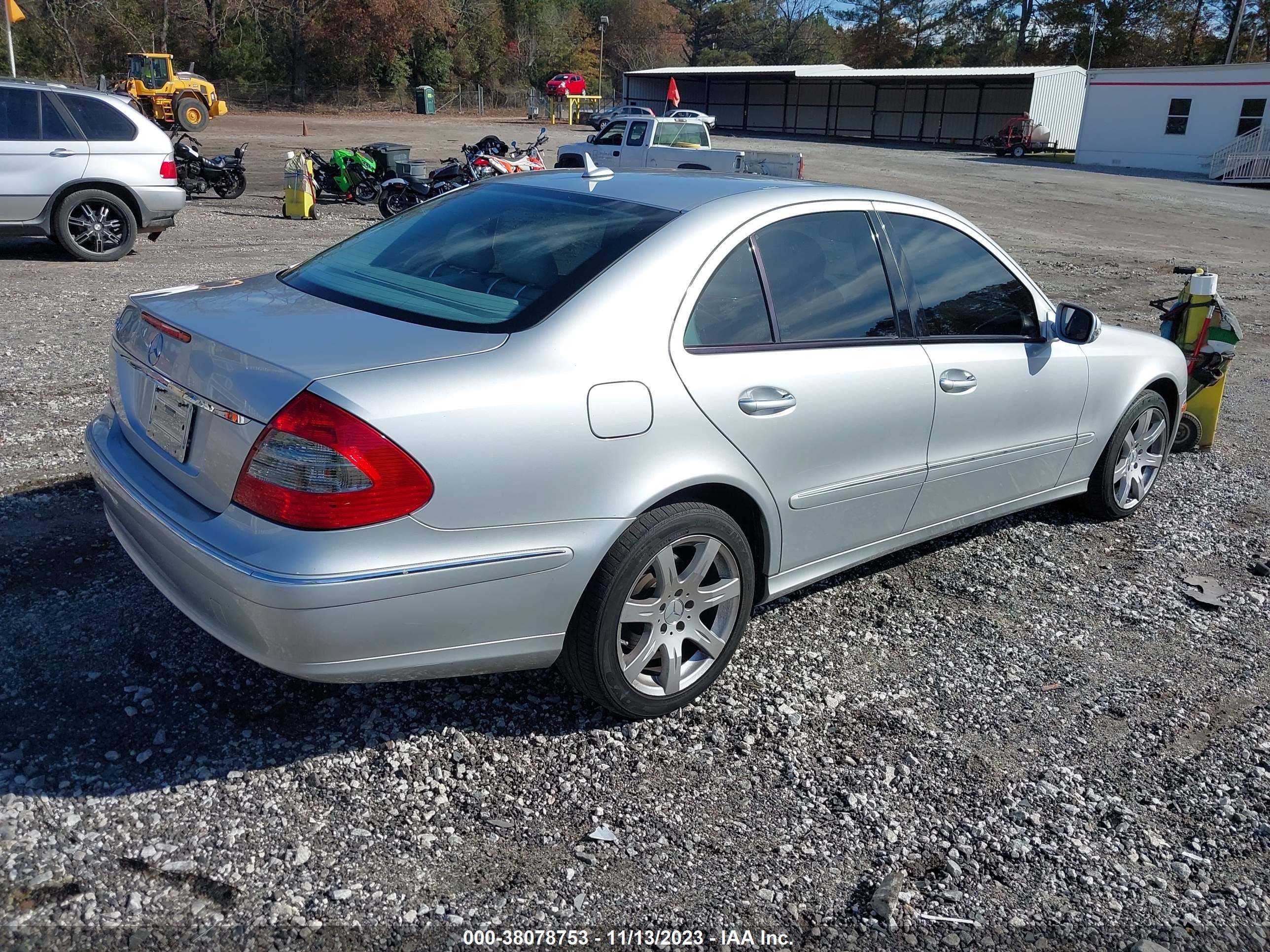 Photo 3 VIN: WDBUF56X07B041291 - MERCEDES-BENZ E 350 